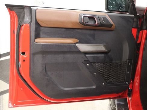 Used 2022 Ford Bronco Outer Banks image 18