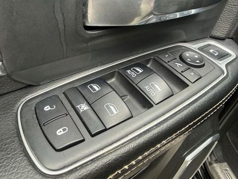 Used 2019 RAM 2500 Laramie AWD/4WD image 15