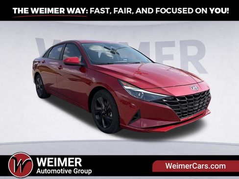 Used 2023 Hyundai Elantra SEL FWD image 7