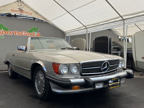 Used 1988 Mercedes-Benz 560 SL image 1
