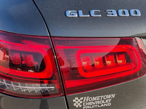 Used 2022 Mercedes-Benz GLC 300 4MATIC image 23