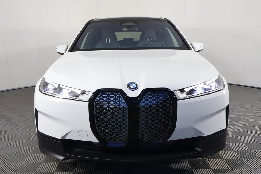 Certified 2024 BMW iX xDrive50 w/ Convenience Package AWD/4WD image 2