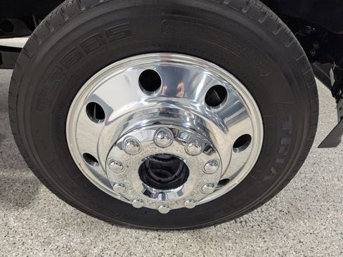 Used 2022 Ford F450 Limited image 14