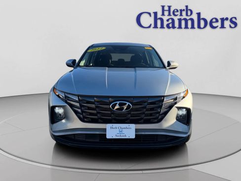 Used 2022 Hyundai Tucson SE w/ Cargo Package image 2