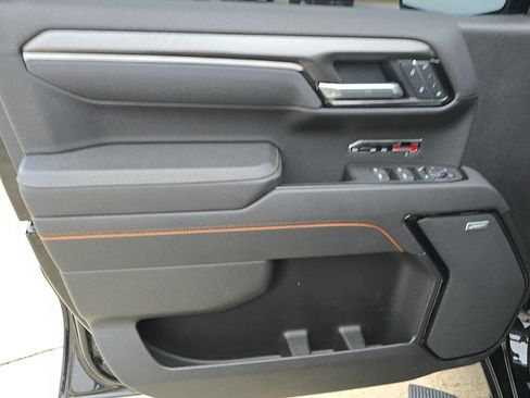 Used 2025 GMC Sierra 1500 AT4 w/ Technology Package image 13