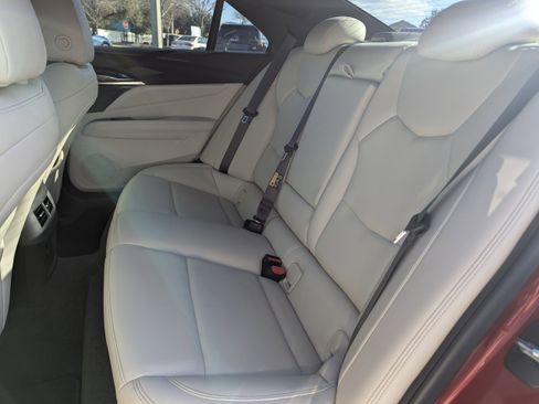 Used 2023 Cadillac CT4 Luxury image 17