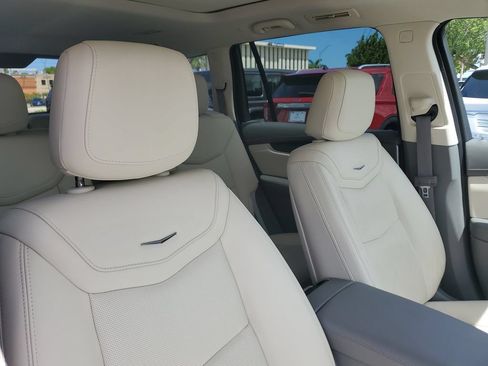 Certified 2024 Cadillac XT6 Premium Luxury w/ Technology Package FWD image 24