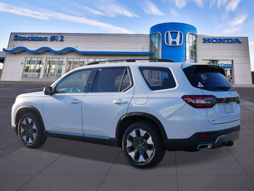 New 2026 Honda Pilot Elite image 3