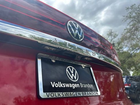 Certified 2024 Volkswagen Atlas Cross Sport SEL image 49