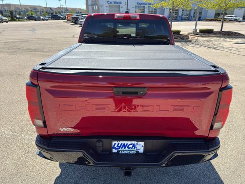Used 2026 Chevrolet Colorado Z71 w/ Technology Package AWD/4WD image 11