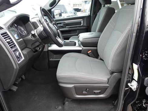 Used 2023 RAM 1500 Classic Warlock AWD/4WD image 18