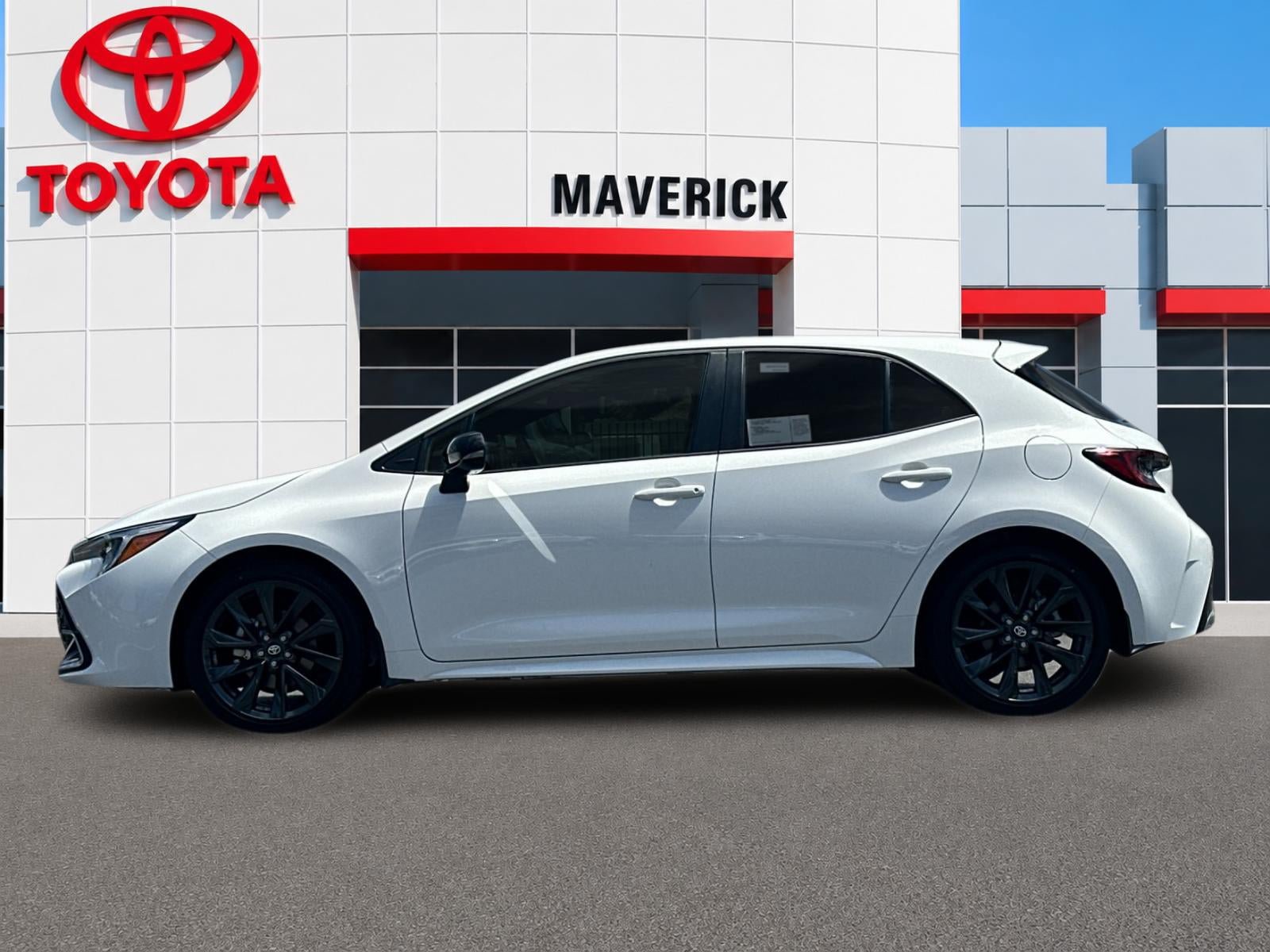 New 2027 Toyota Corolla XSE FWD image 2