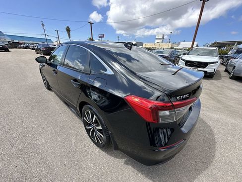 Used 2023 Honda Civic EX image 32
