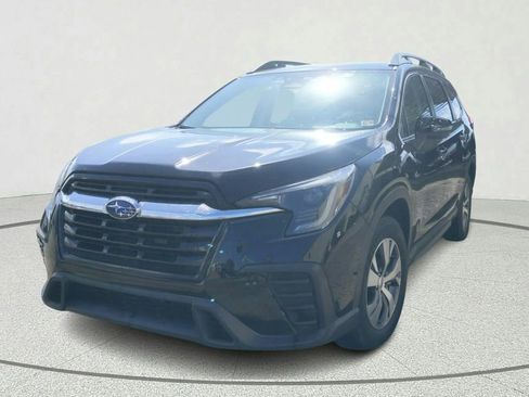 Used 2023 Subaru Ascent Premium AWD/4WD image 3