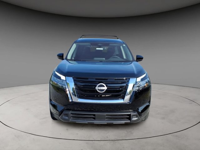 Certified 2025 Nissan Pathfinder SV FWD image 3