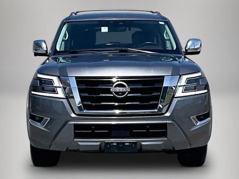 Used 2023 Nissan Armada Platinum w/ Captain's Chairs Package RWD image 3