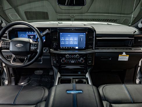 Used 2026 Ford F250 Platinum image 19