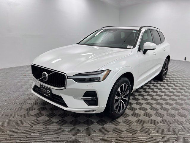 Used 2023 Volvo XC60 B5 Core AWD/4WD image 2
