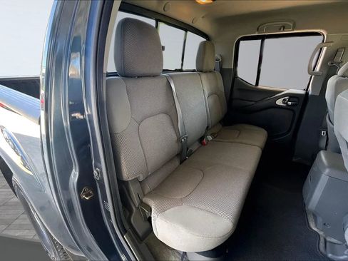 Used 2014 Nissan Frontier SV w/ SV Value Truck Package image 23