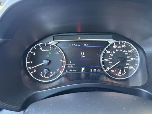 Used 2019 Nissan Altima 2.5 SV FWD image 11