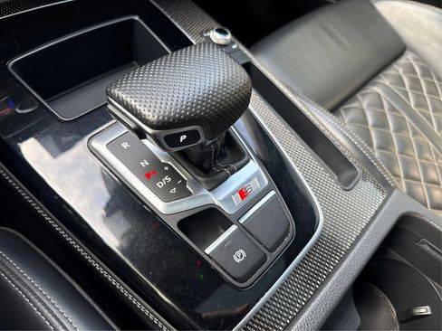 Used 2022 Audi SQ5 Premium Plus w/ Premium Plus Package image 43