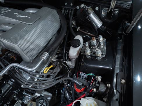 Used 1990 Ford Mustang GT RWD image 51