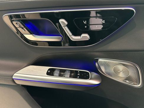 New 2026 Mercedes-Benz GLC 300 image 10