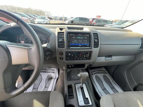 Used 2005 Nissan Frontier SE image 21