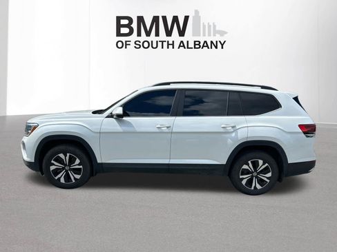 Used 2026 Volkswagen Atlas SE AWD/4WD image 4