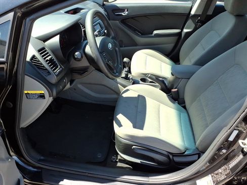 Used 2015 Kia Forte LX FWD image 5