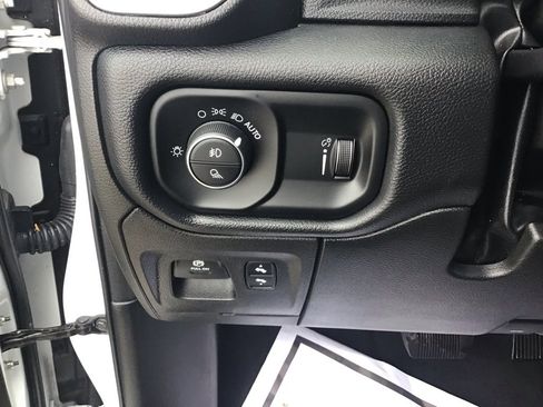 Used 2022 RAM 1500 Big Horn image 35