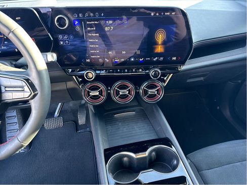 Used 2024 Chevrolet Blazer EV RS image 18