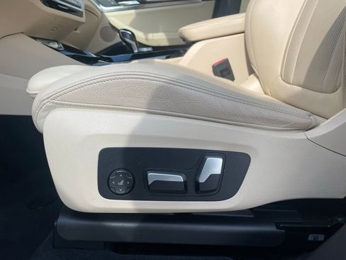 Used 2022 BMW X3 M40i w/ Parking Assistance Package image 26