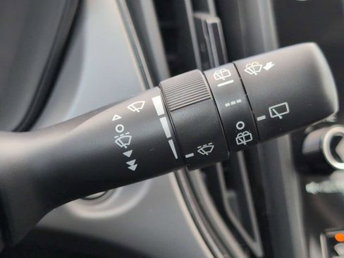 New 2026 Subaru Crosstrek 2.5i Limited w/ Crosstrek Mirror Package AWD/4WD image 25
