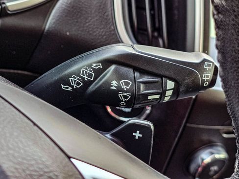 Used 2018 Ford Edge SEL w/ Equipment Group 201A image 26