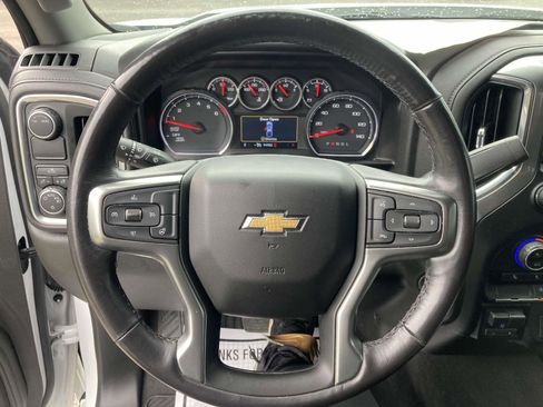 Used 2020 Chevrolet Silverado 1500 LT w/ Texas Edition image 32
