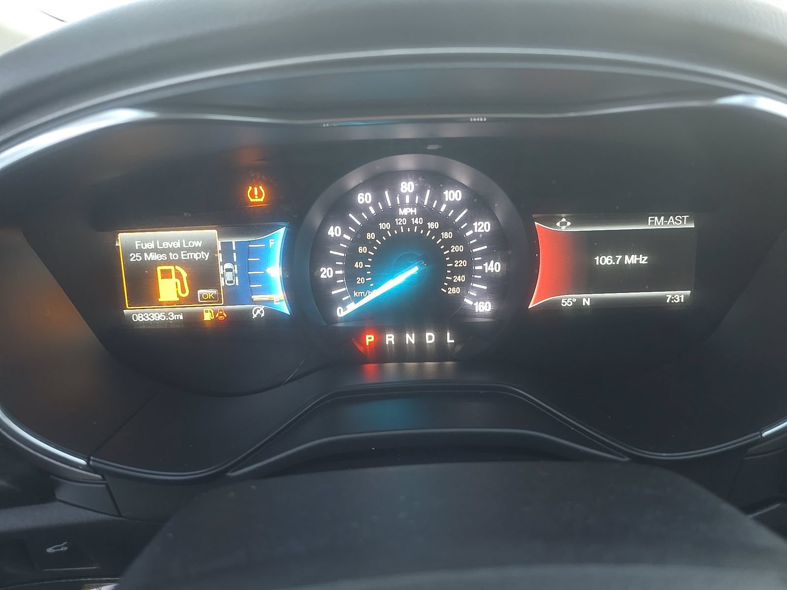 Used 2020 Ford Fusion SE FWD image 15