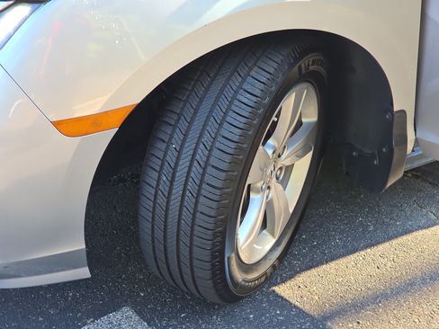 Used 2018 Honda Odyssey EX-L image 33