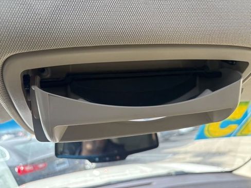 Used 2015 GMC Yukon Denali w/ Open Road Package image 35