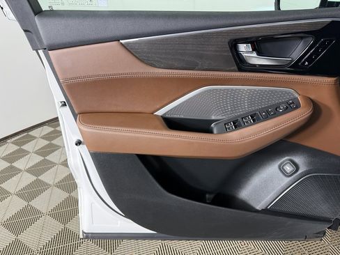 Used 2023 Acura MDX Advance image 23