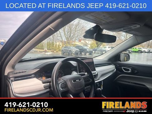 Used 2022 Jeep Compass Limited image 16
