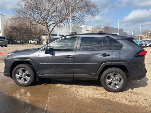 Used 2025 Toyota RAV4 LE image 8