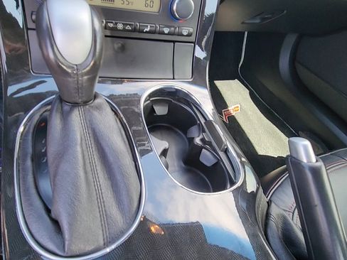Used 2013 Chevrolet Corvette Convertible image 38
