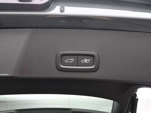 New 2026 Volvo XC40 B5 Plus w/ Climate Package AWD/4WD image 31