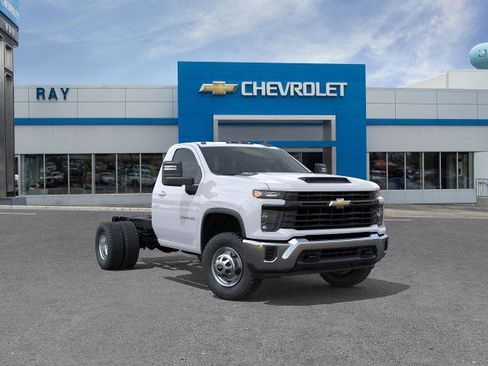 New 2025 Chevrolet Silverado 3500 W/T w/ WT Convenience Package image 30