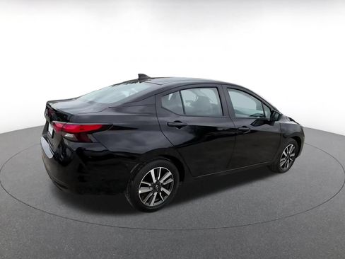 Used 2025 Nissan Versa SV FWD image 14