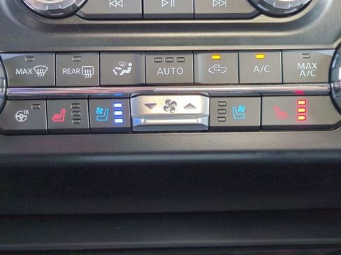 New 2026 Ford F250 Lariat w/ FX4 Off-Road Package image 23