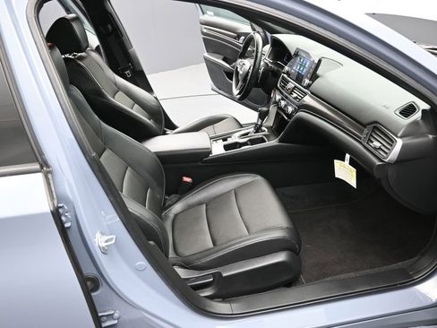 Certified 2022 Honda Accord Sport image 16