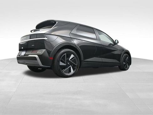 New 2026 Hyundai Ioniq 5 SEL image 36