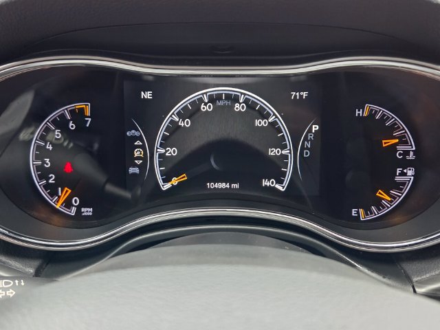 Used 2020 Jeep Grand Cherokee Altitude RWD image 27
